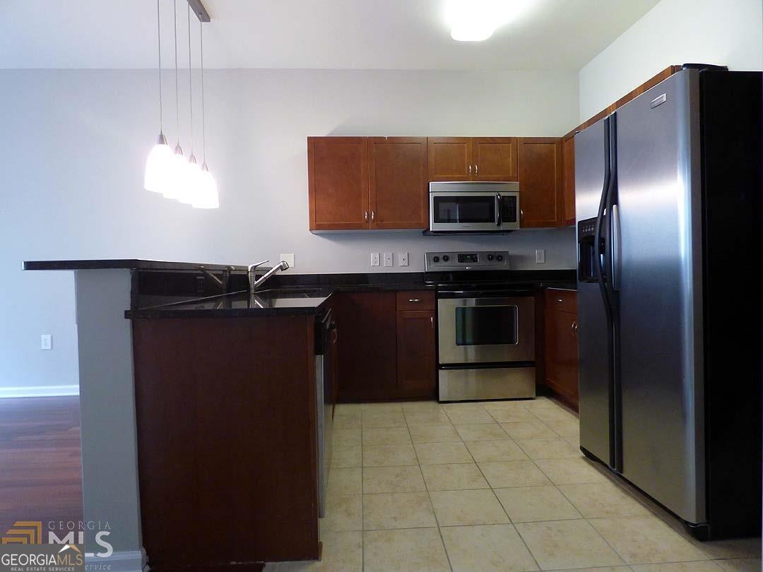 870 Mayson Turner RD NW 1103