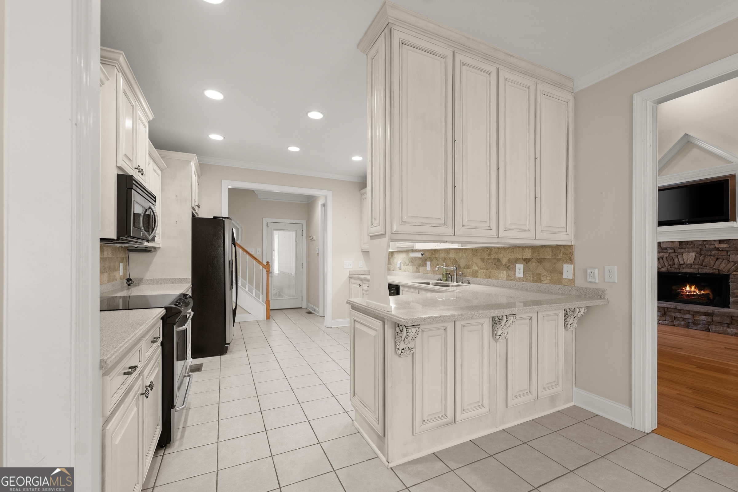 626 Oak Pointe DR