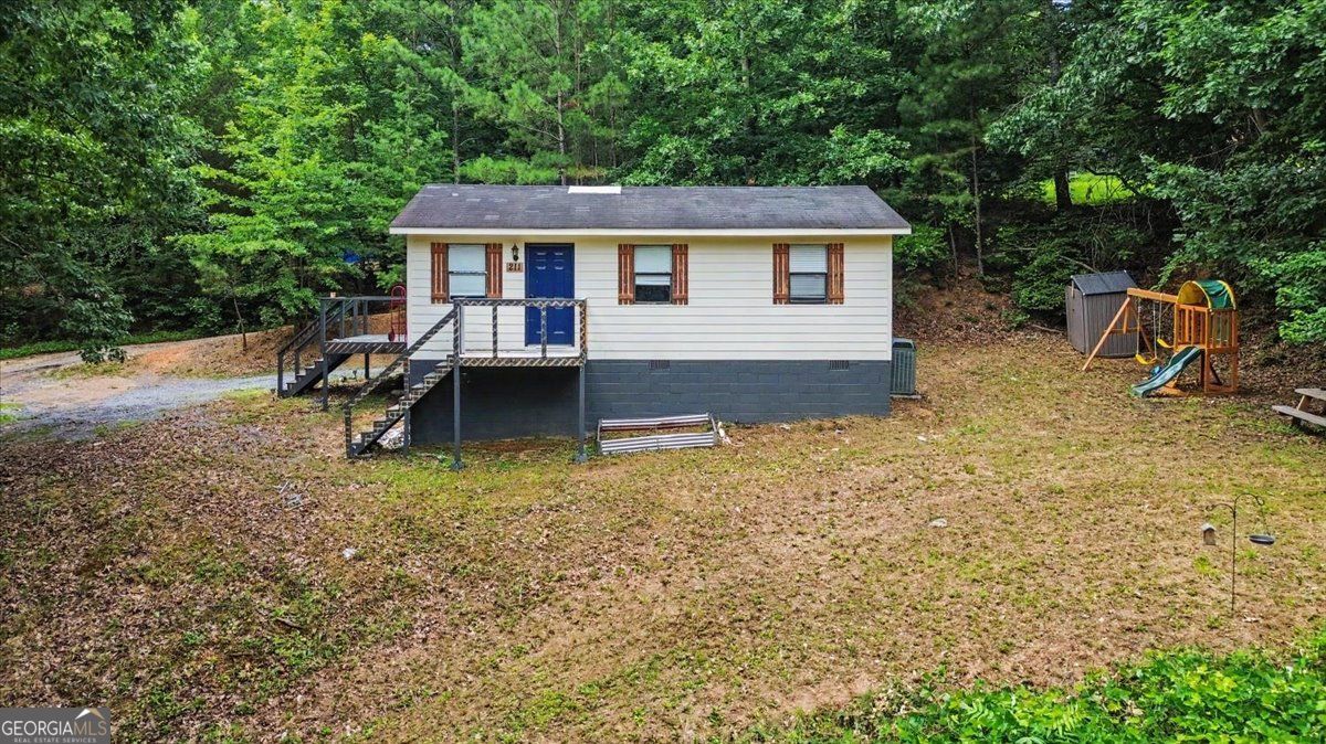 211 John White RD NW