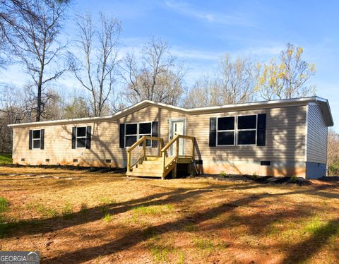 832 Stone Stewart RD Hull GA 30646