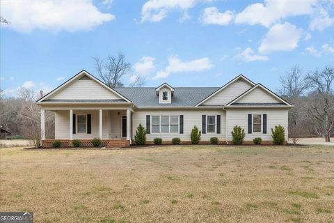 Photo of 406 Fred Kelley Road NE, Rome, GA 30161 (MLS # 10680289)