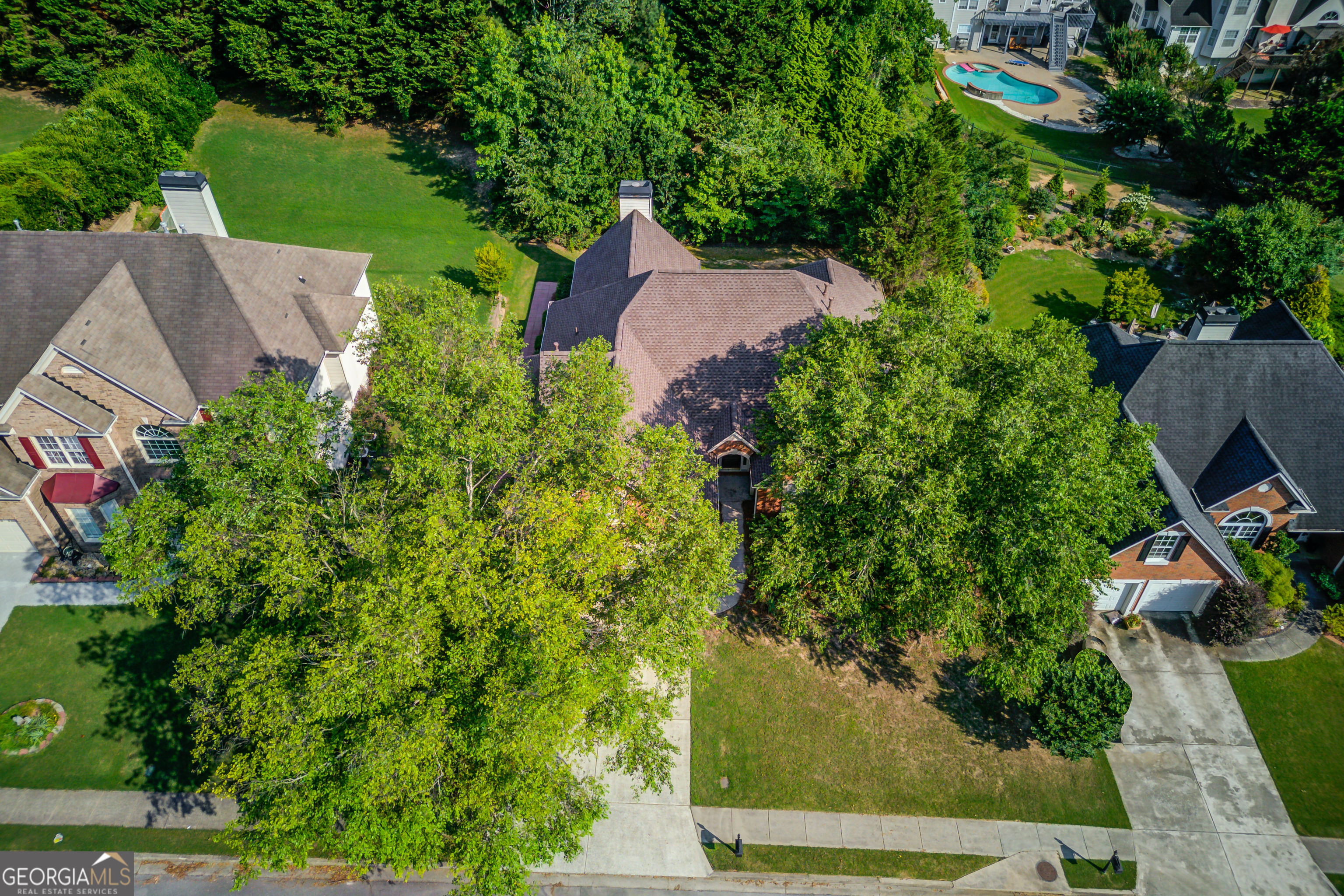 805 RIVER VALLEY DR