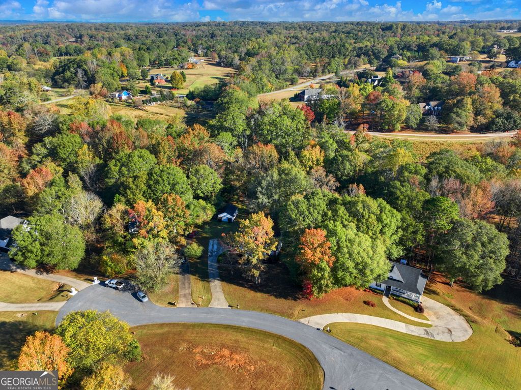 Photo of 74 Indian Creek Way, Hoschton, GA 30548 (MLS # 10637441)