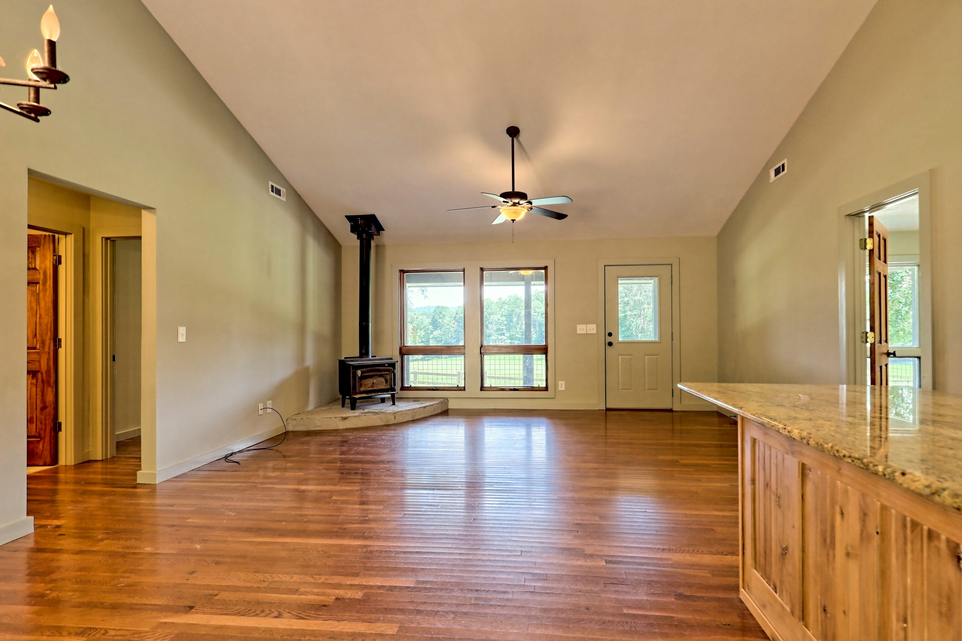 Clayton, Georgia 30525, United States, 8 Bedrooms Bedrooms, ,8 BathroomsBathrooms,Residential,Active,216322