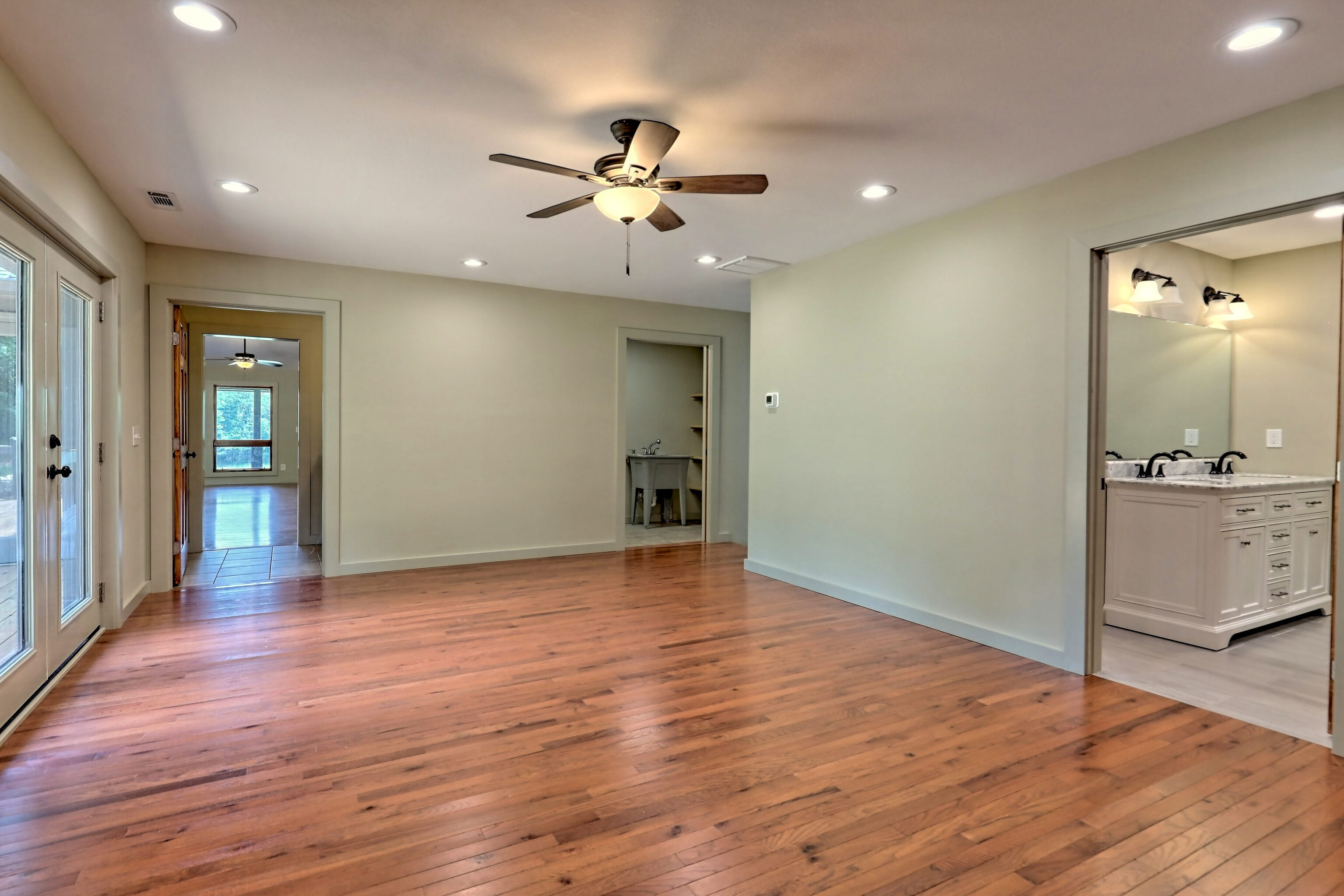 Clayton, Georgia 30525, United States, 8 Bedrooms Bedrooms, ,8 BathroomsBathrooms,Residential,Active,216322