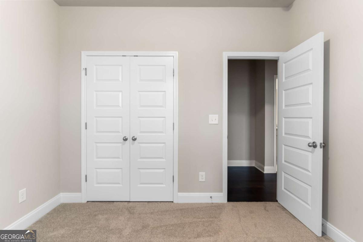 1401 Sunny Valley LN