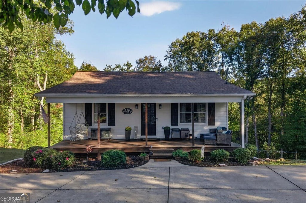 Photo of 1015 Shamrock Lane, Ball Ground, GA 30107 (MLS # 10868332)