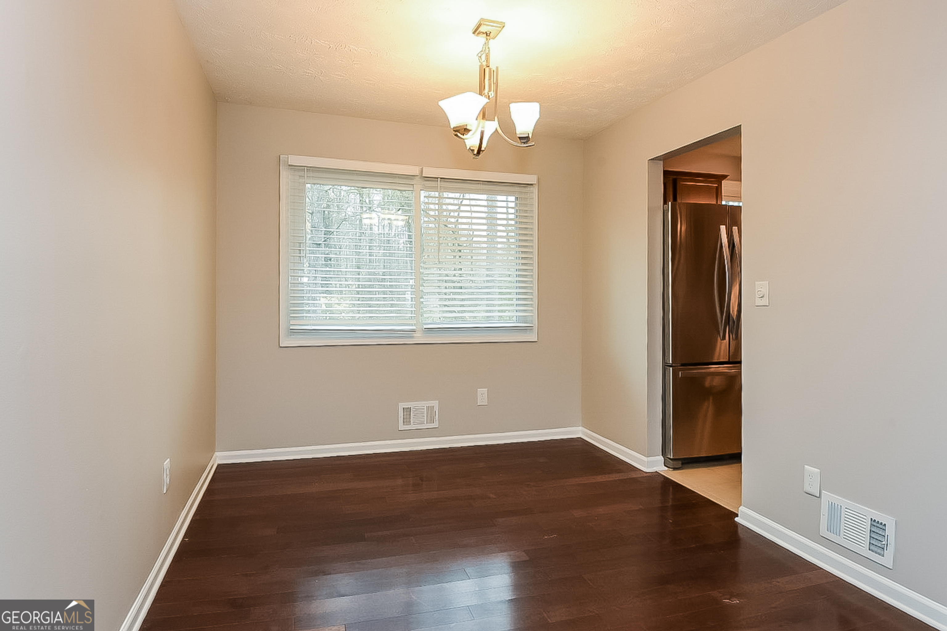 Country Place East - Residential Lease
