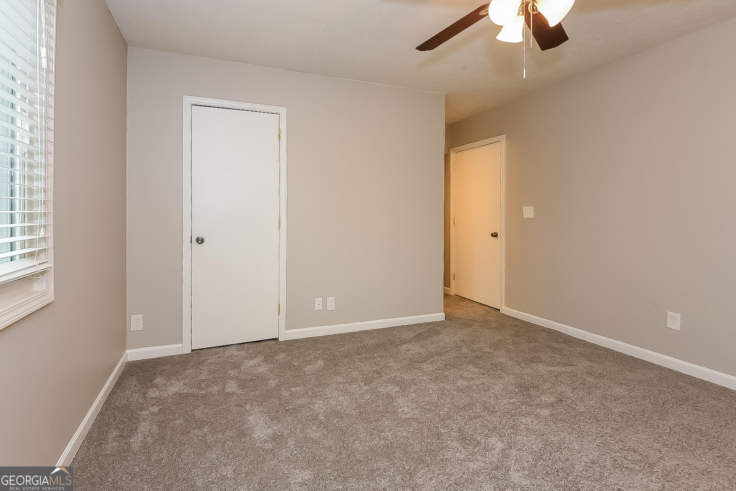Country Place East - Residential Lease