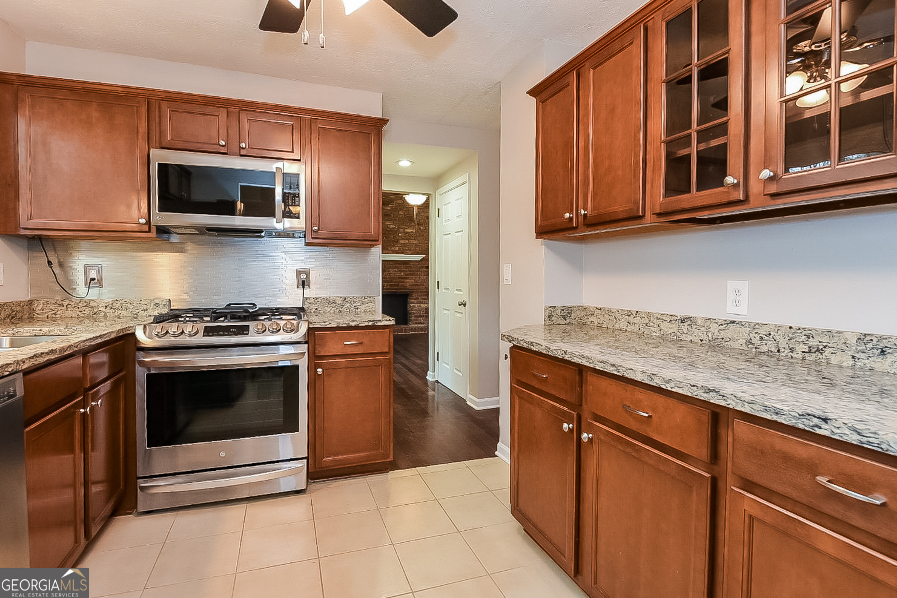 Country Place East - Residential Lease