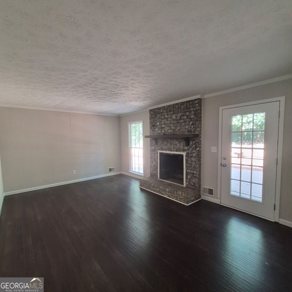 Photo of 2201 Brookfield Circle, Lawrenceville, GA 30043 (MLS # 10858131)
