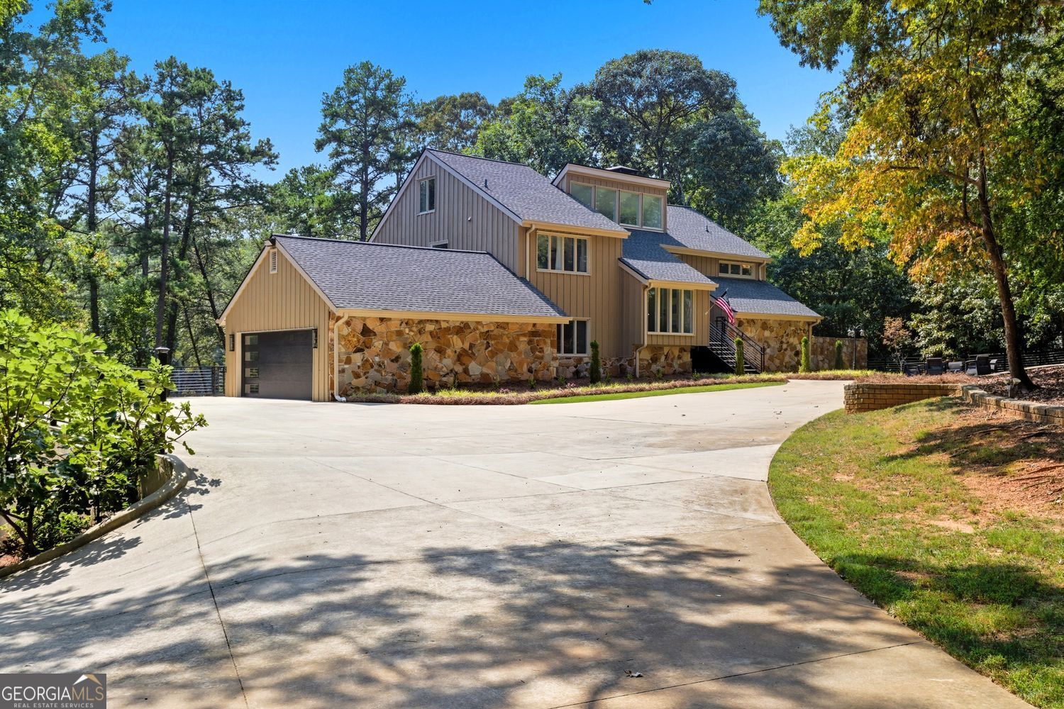 3680 Lamplighter Cove RD