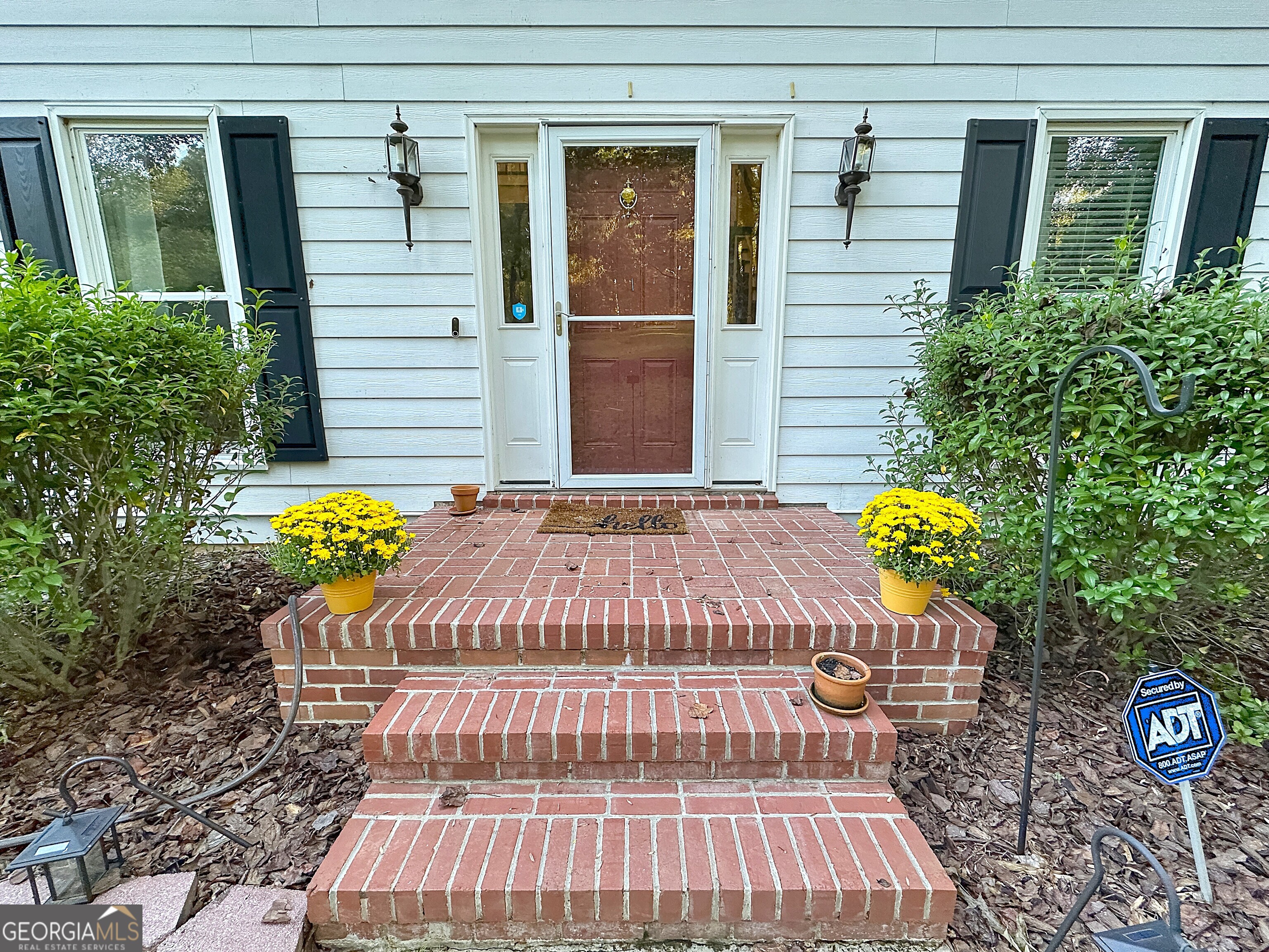 208 Highland TRL