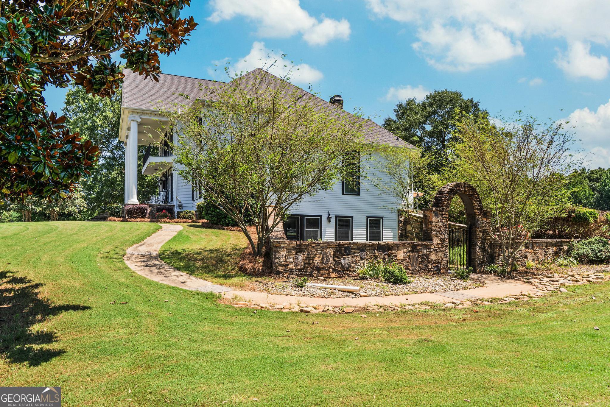 956 Al Roberts RD