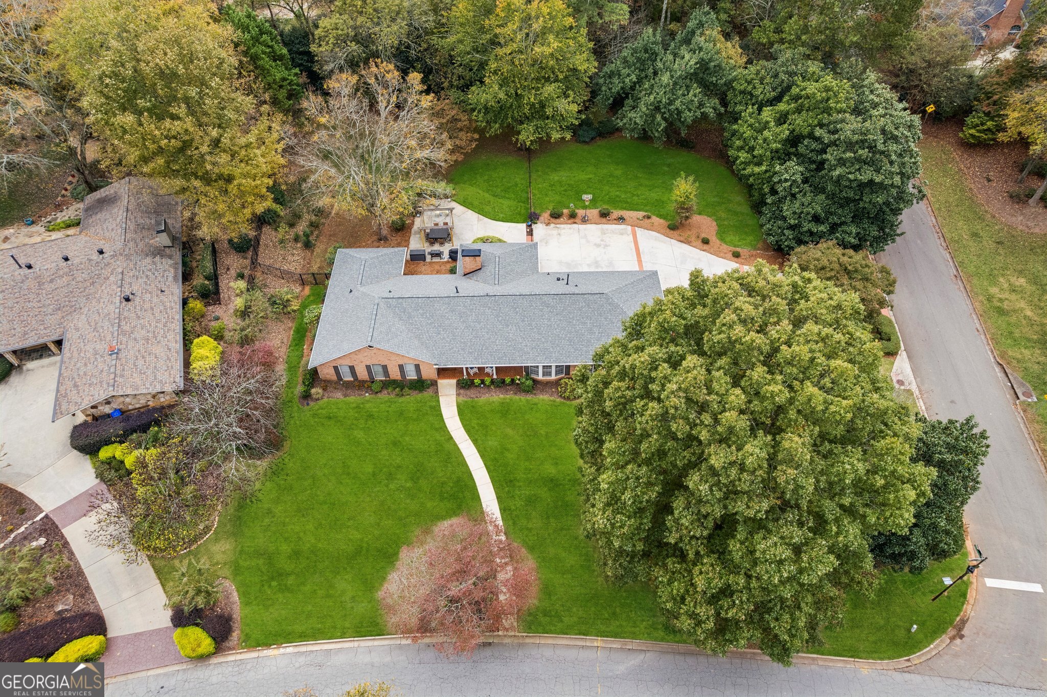 870 Hickory Oak HOLW