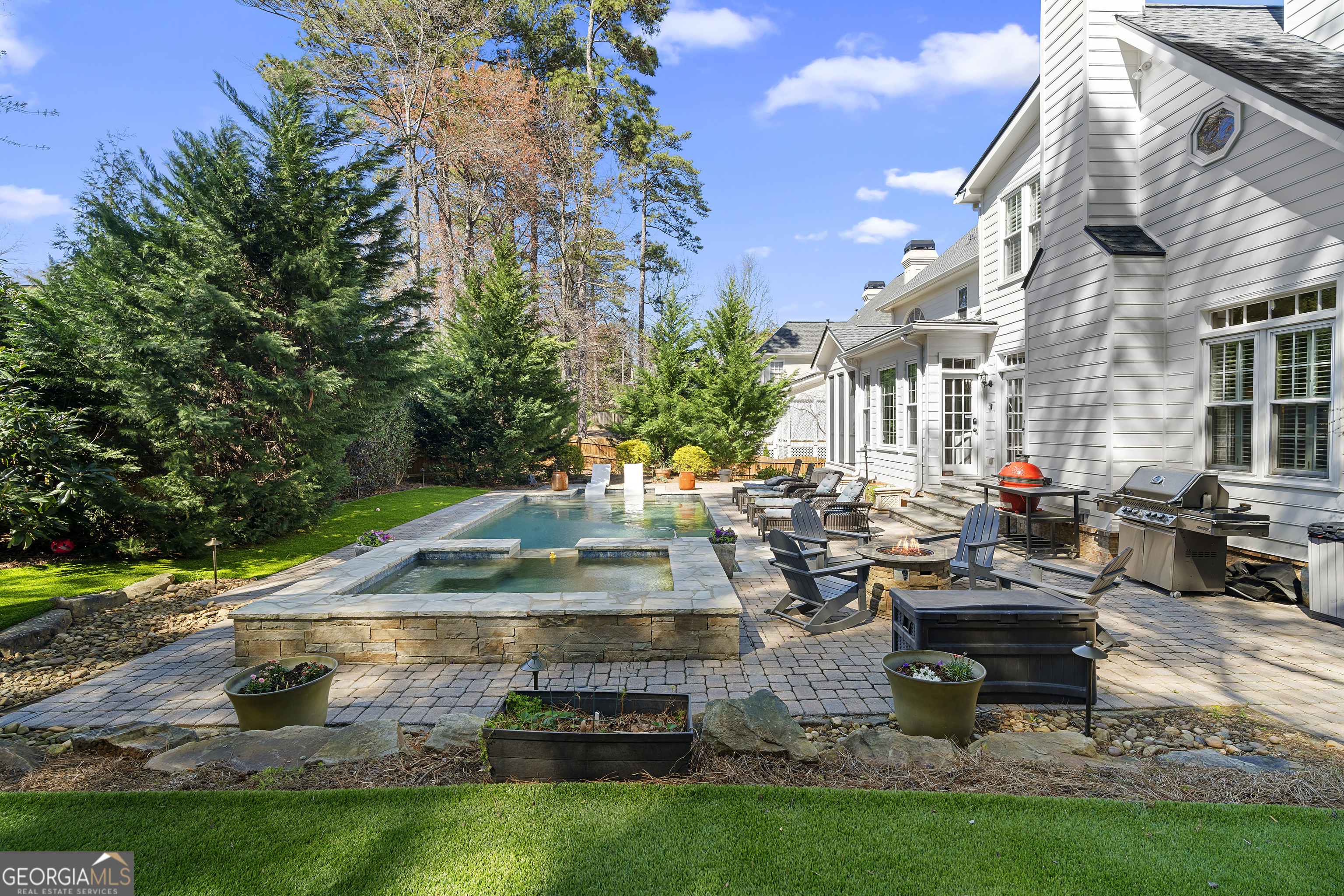 Sentinel Lake - Residential