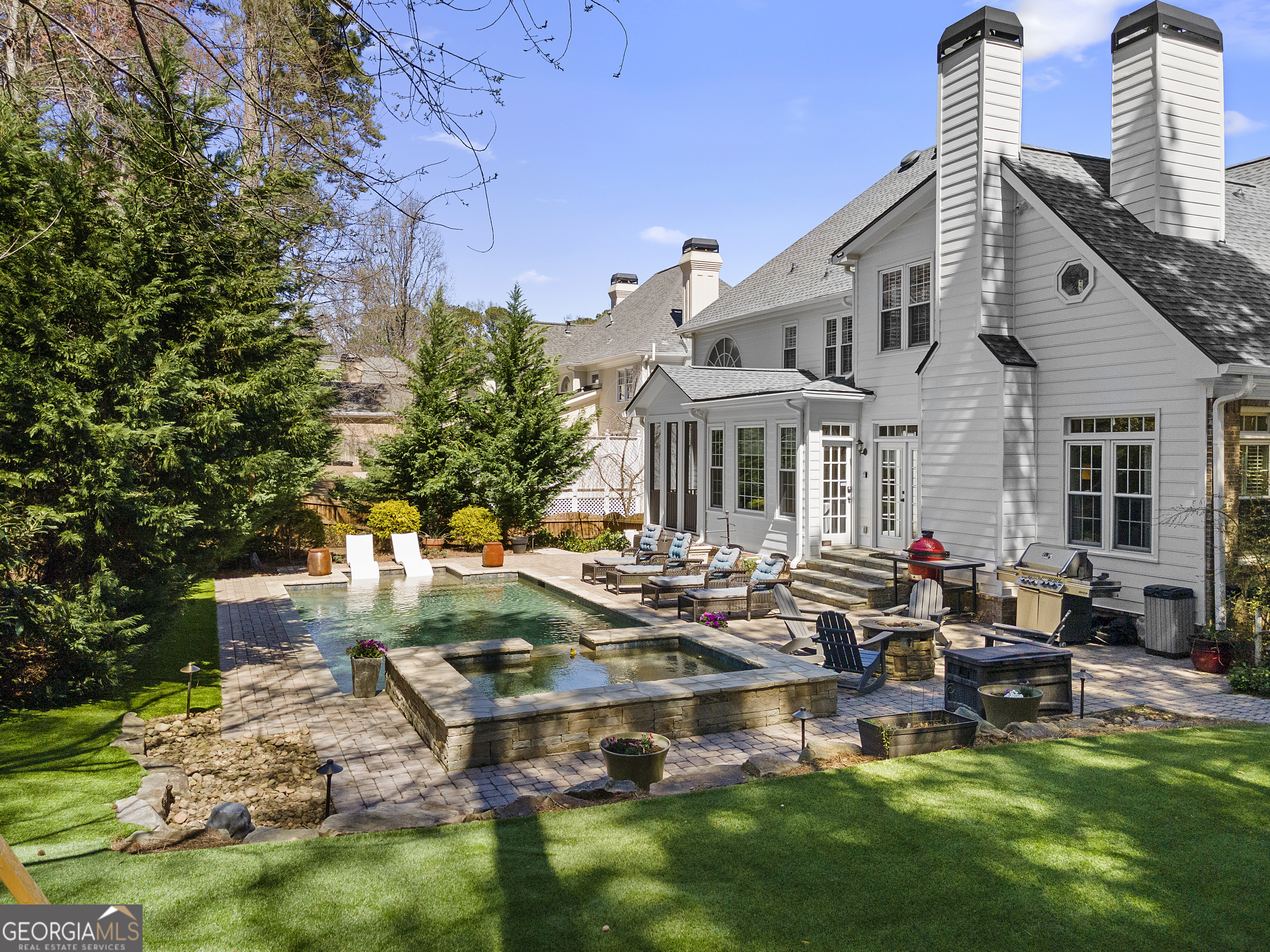 Sentinel Lake - Residential