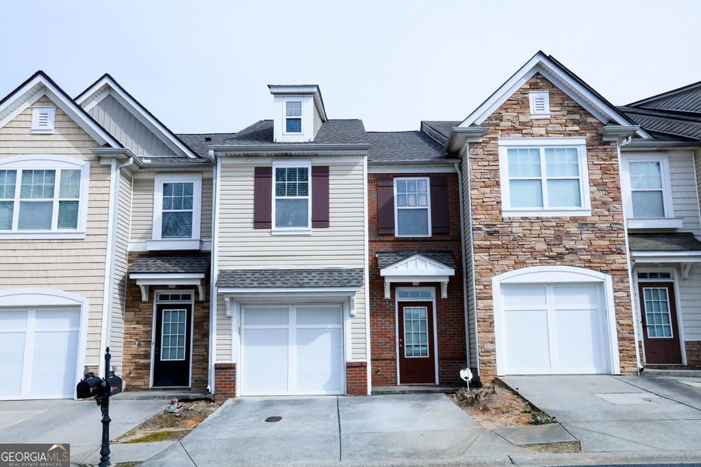 Photo of 1939 Durwood Lane, Duluth, GA 30096 (MLS # 10694057)