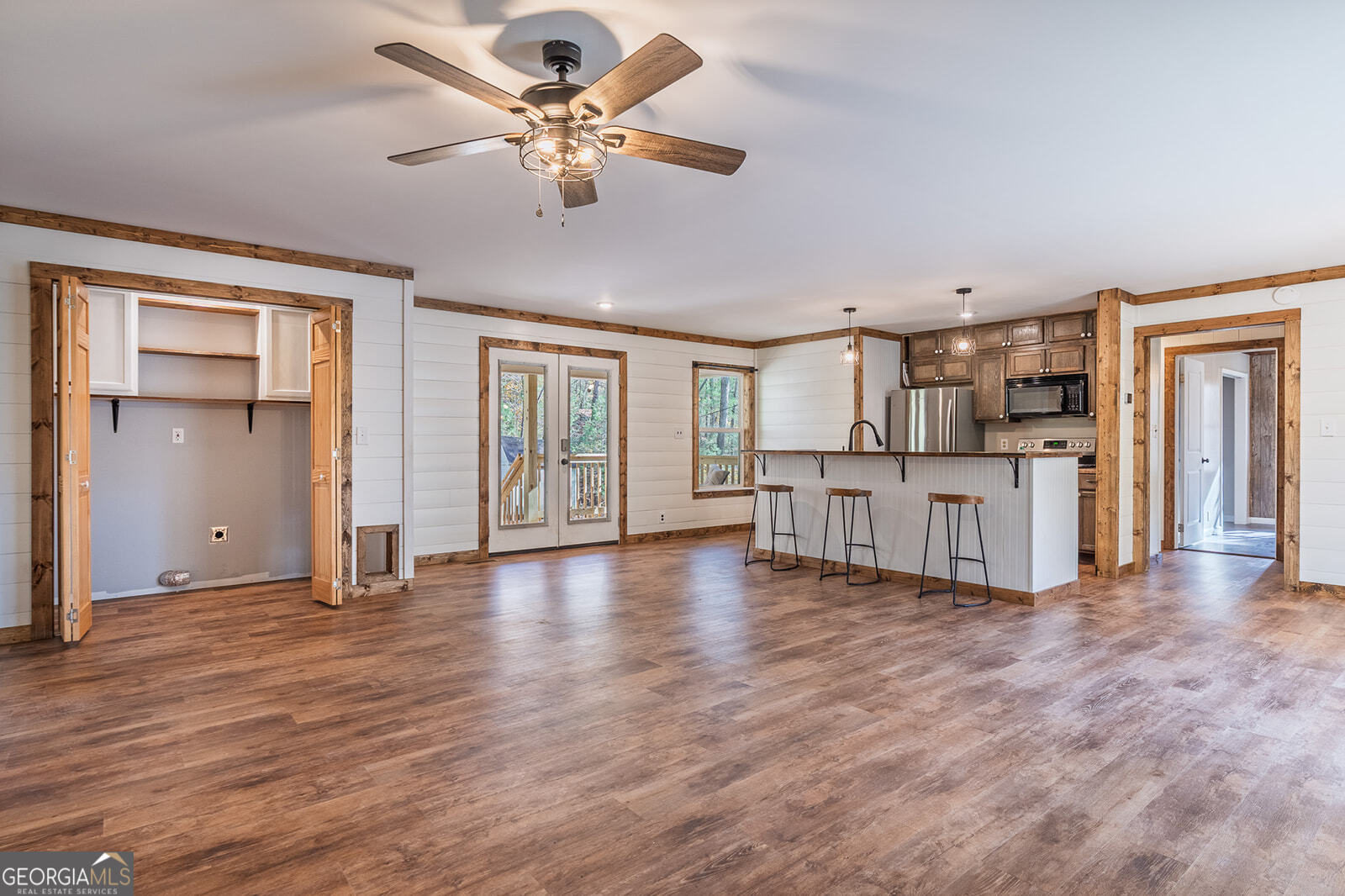 Mountaintown Creek - Residential