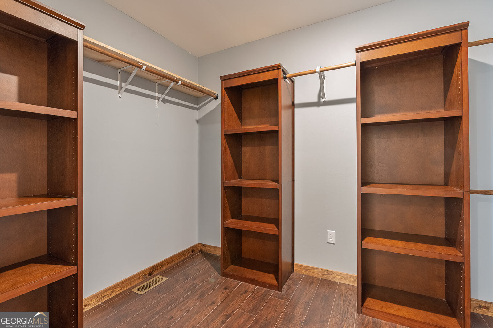 Mountaintown Creek - Residential