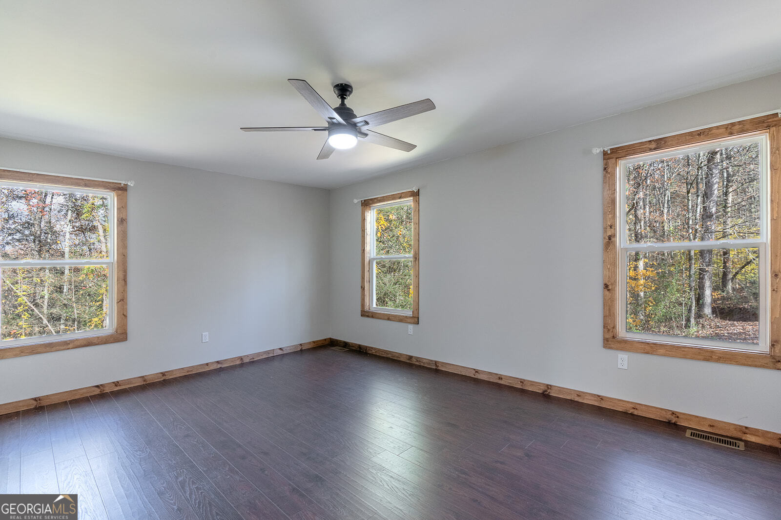 Mountaintown Creek - Residential