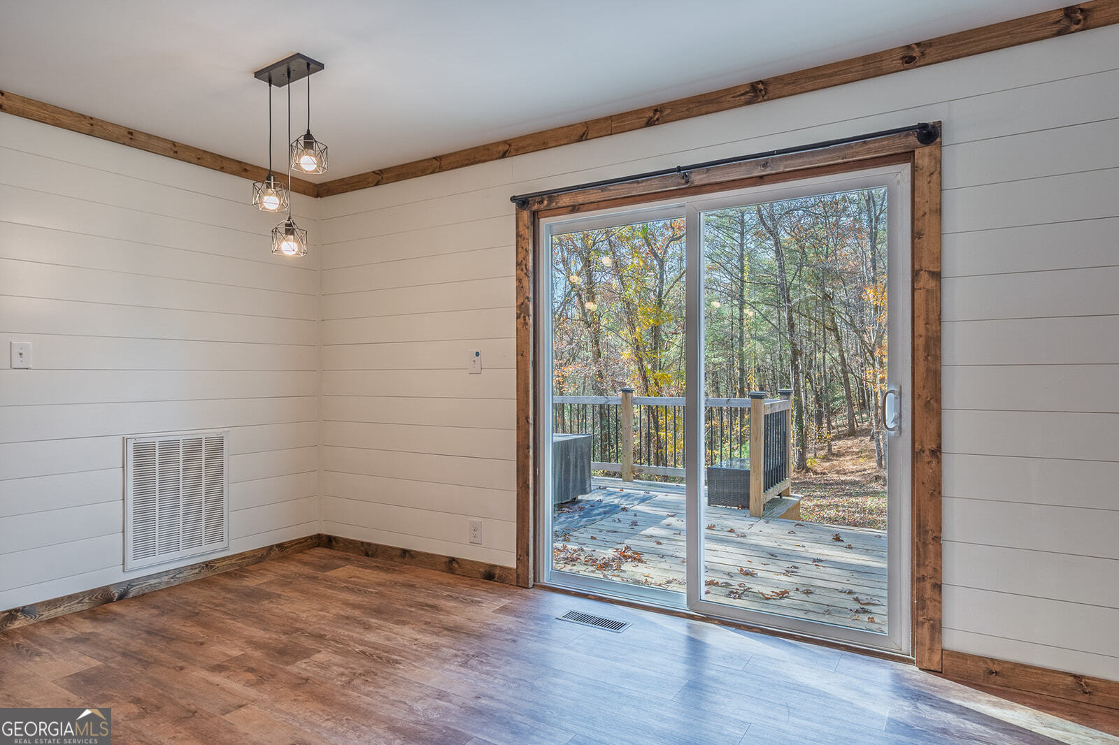 Mountaintown Creek - Residential