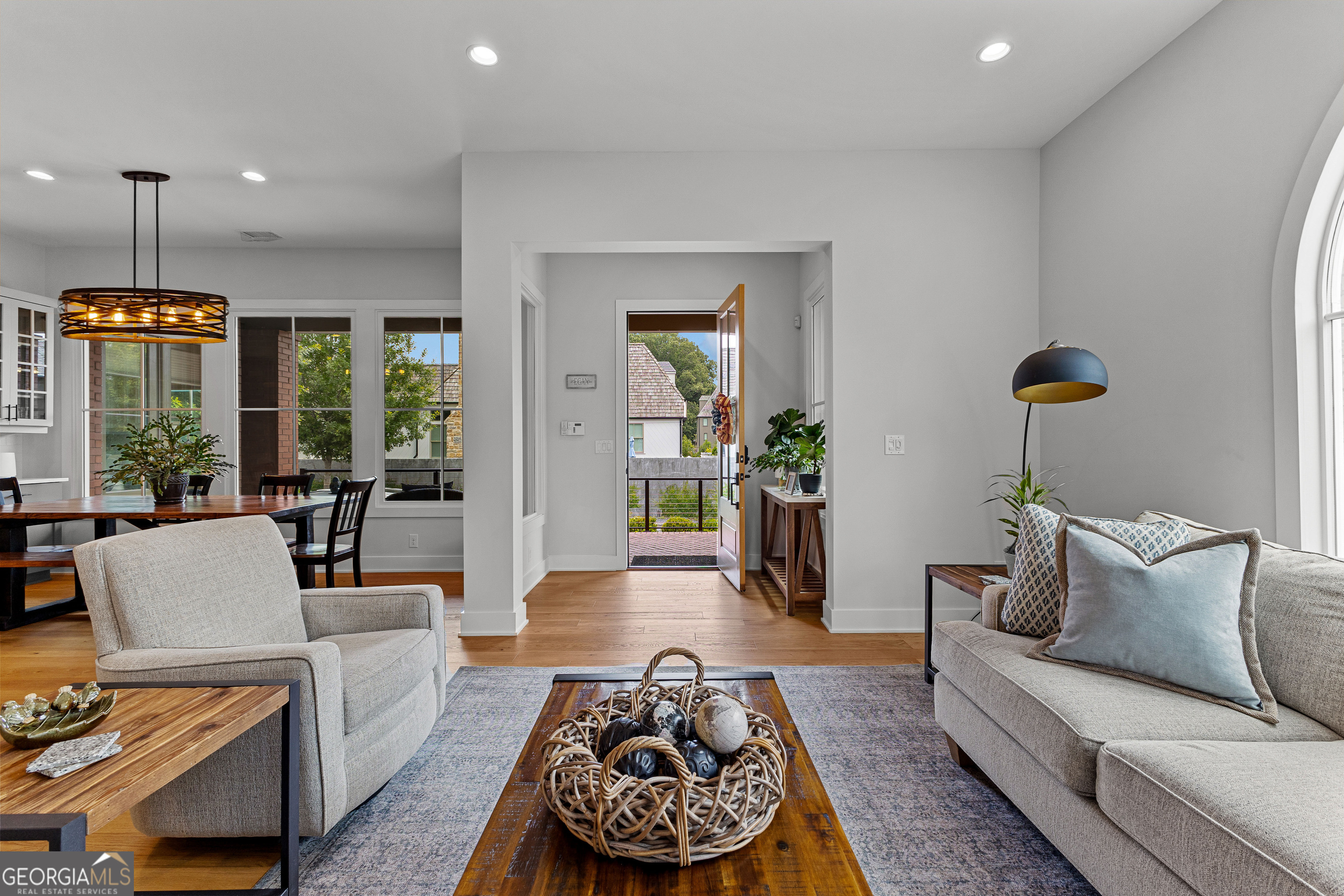 Fayetteville, Georgia 30214, United States, 4 Bedrooms Bedrooms, ,4 BathroomsBathrooms,Residential,Active,152670