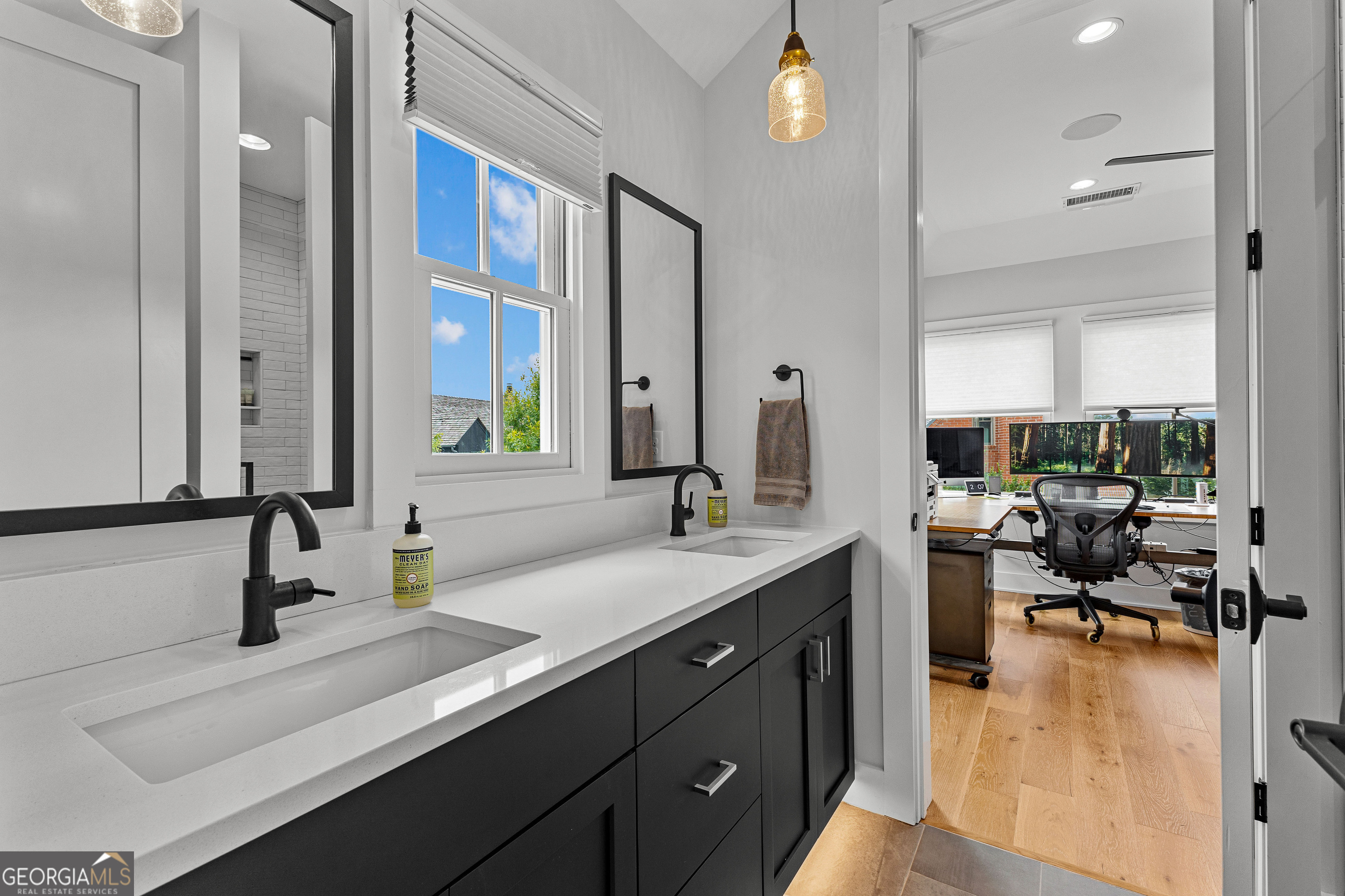 Fayetteville, Georgia 30214, United States, 4 Bedrooms Bedrooms, ,4 BathroomsBathrooms,Residential,Active,152670