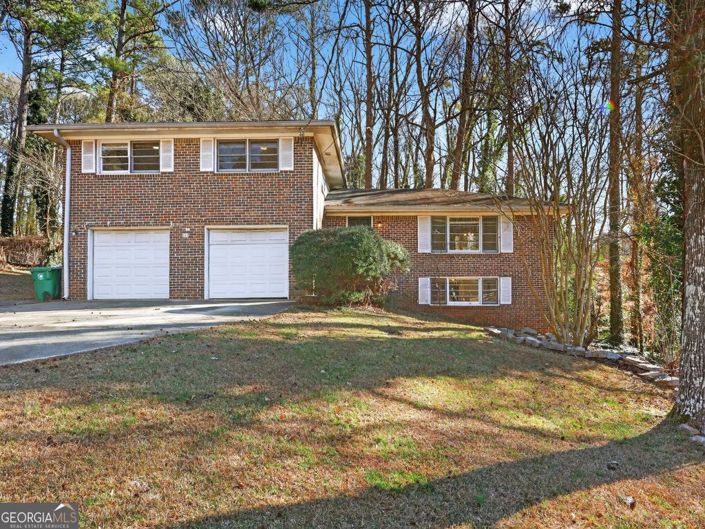 Photo of 408 Rockbridge Court, Stone Mountain, GA 30088 (MLS # 10672158)