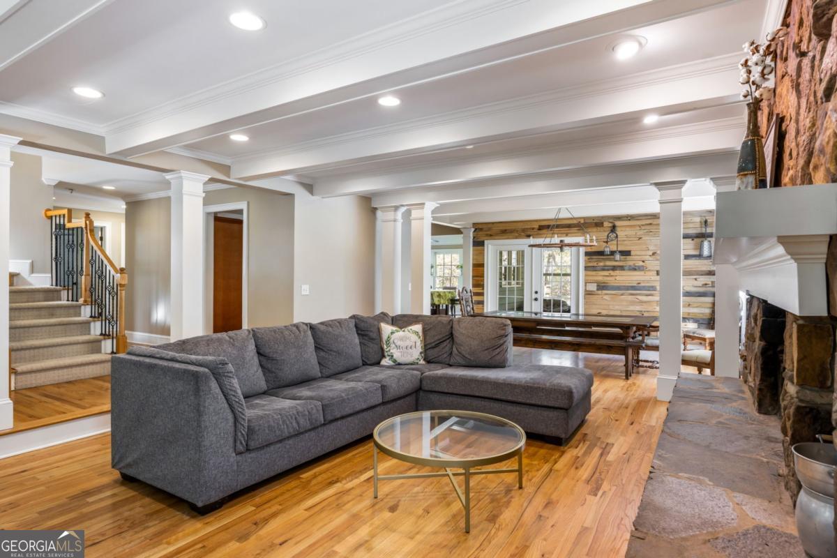 1505 Old John Ward RD SW