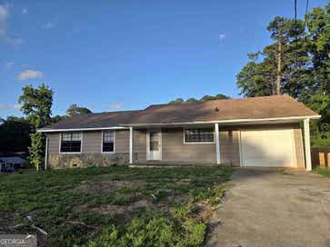 2070 Radford CT Riverdale GA 30296