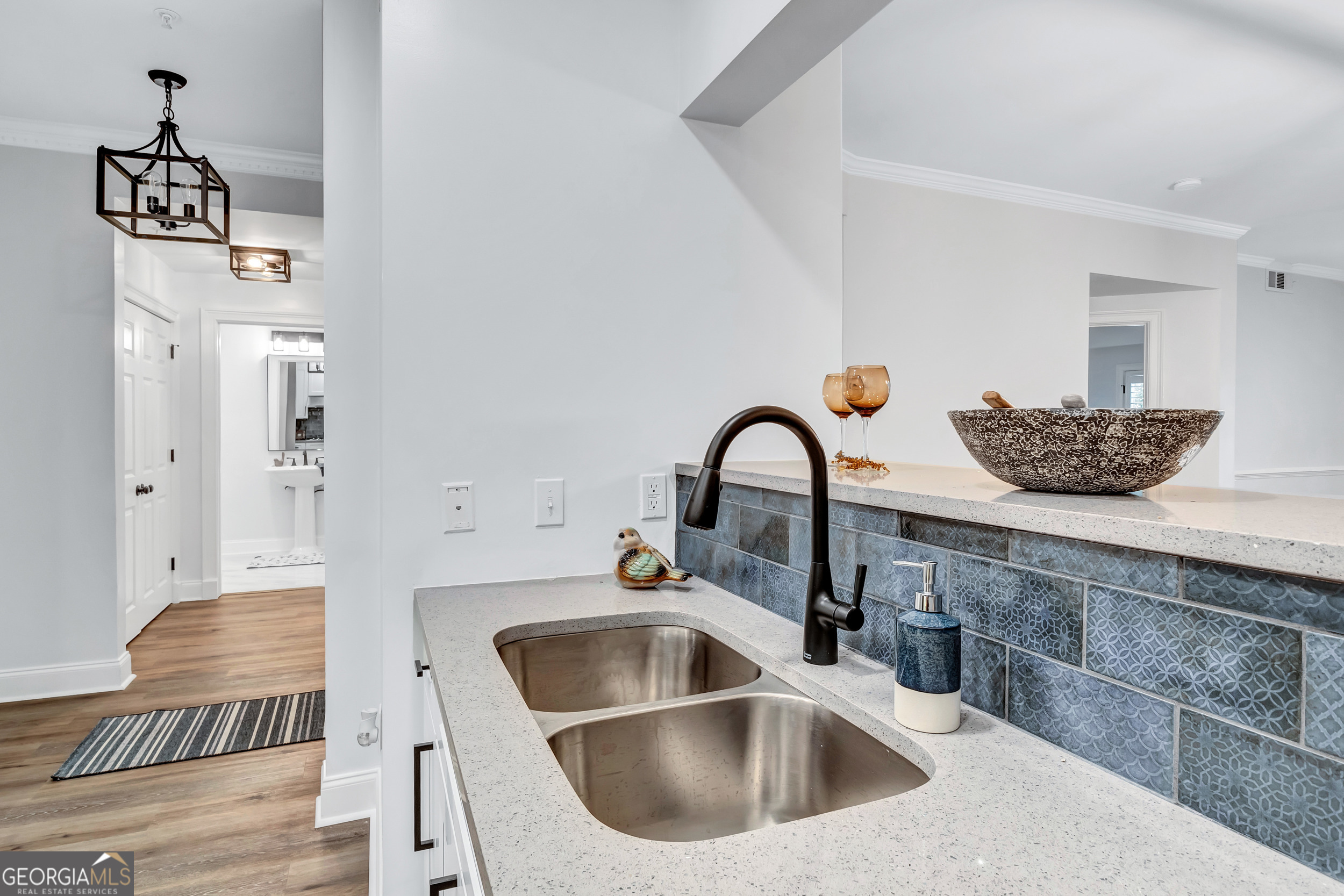 3275 Lenox RD NE APT 105