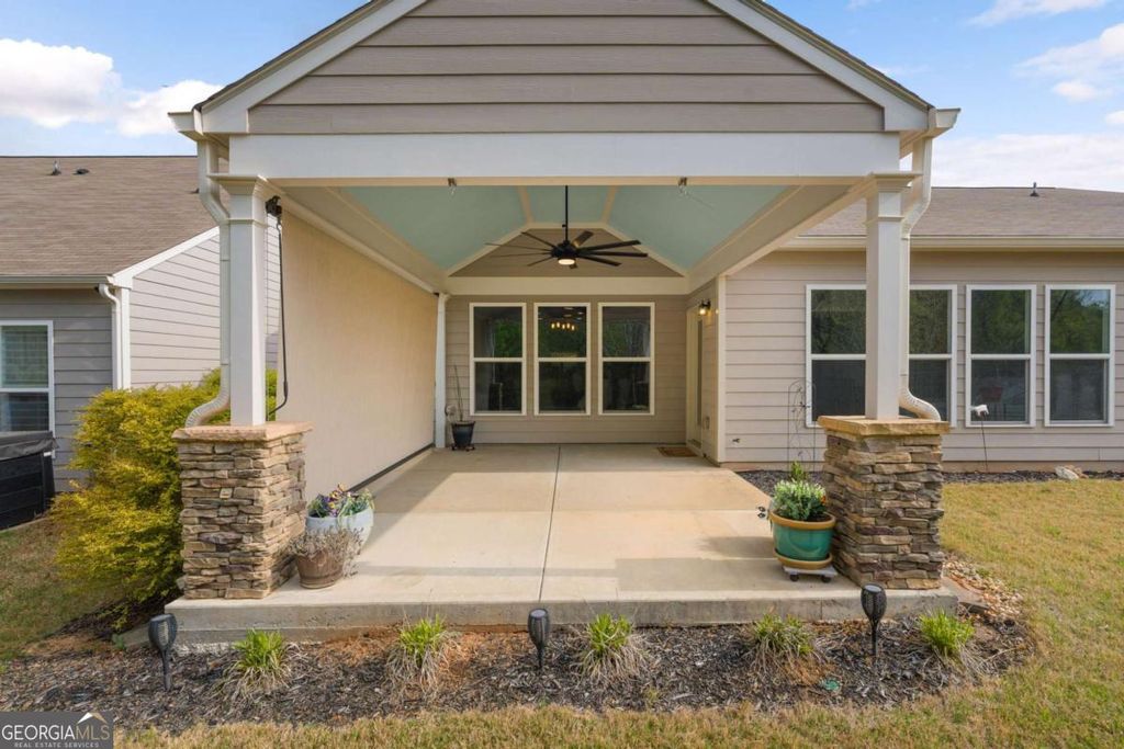 Photo of 113 Marigold Court, Griffin, GA 30223 (MLS # 10729794)