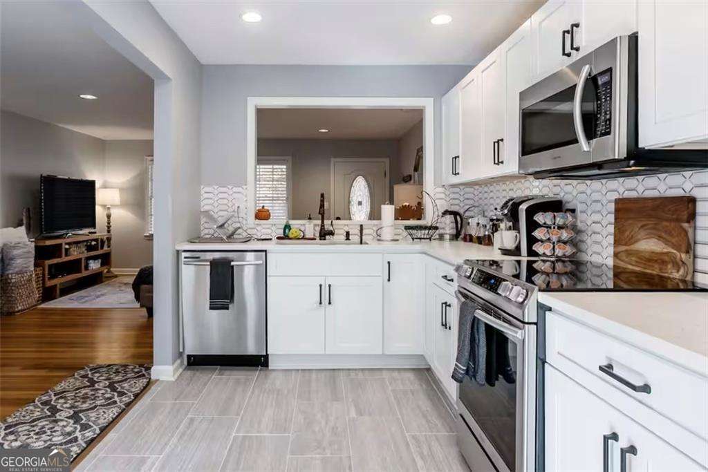 2165 Ponce De Leon AVE NE