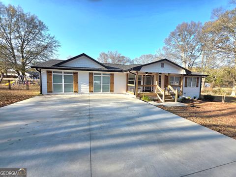 Photo of 391 Price Street, Statham, GA 30666 (MLS # 10658343)