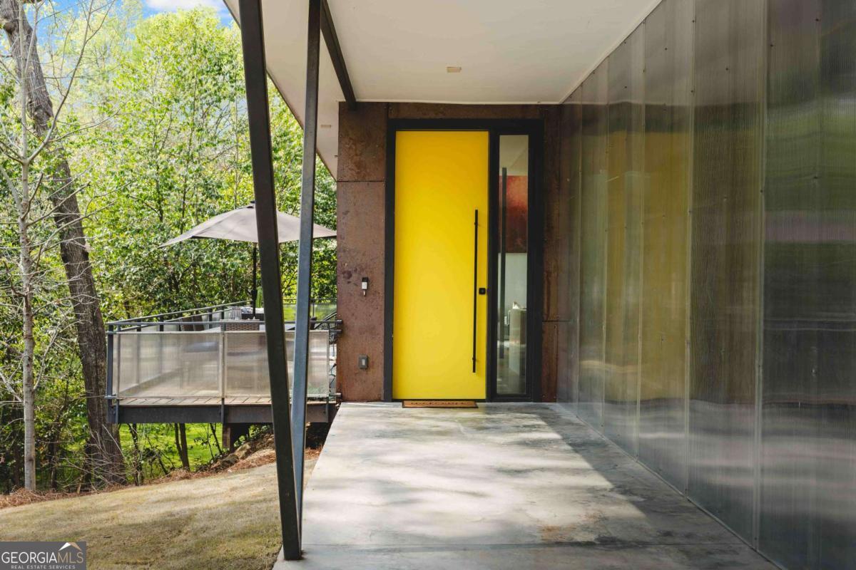 1944 McLendon AVE NE