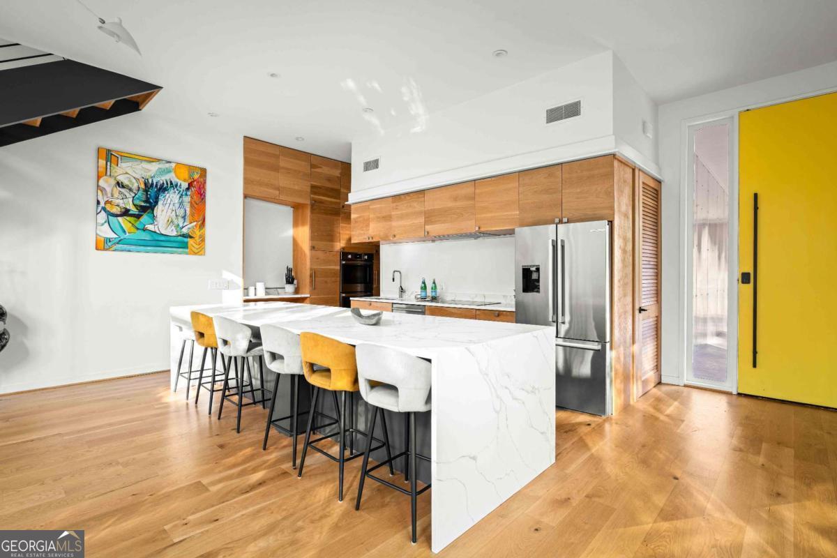 1944 McLendon AVE NE