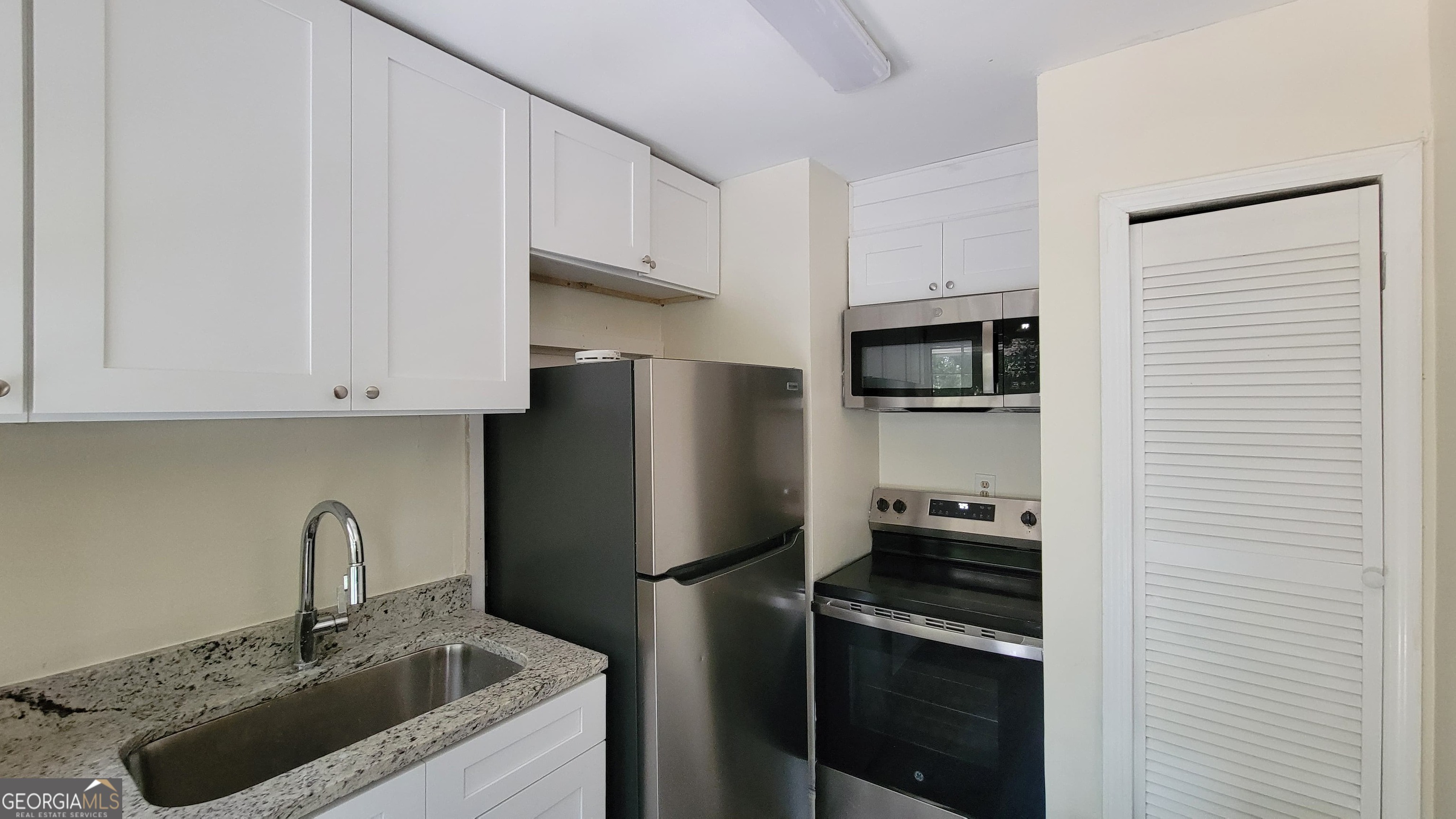 Atlanta, Georgia 30337, United States, 1 Bedroom Bedrooms, ,1 BathroomBathrooms,Residential,Active,215051