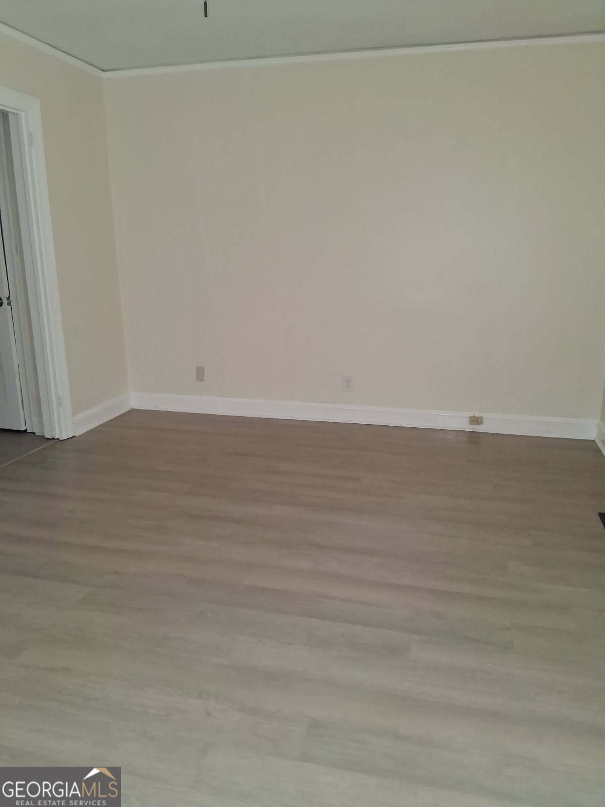 Atlanta, Georgia 30337, United States, 1 Bedroom Bedrooms, ,1 BathroomBathrooms,Residential,Active,215051