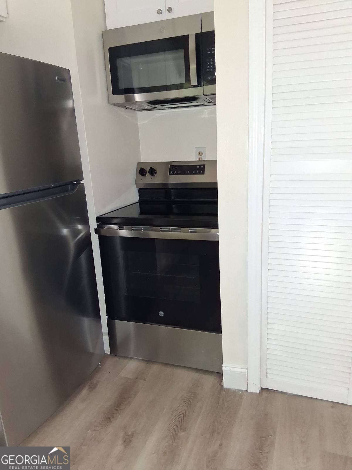 Atlanta, Georgia 30337, United States, 1 Bedroom Bedrooms, ,1 BathroomBathrooms,Residential,Active,215051