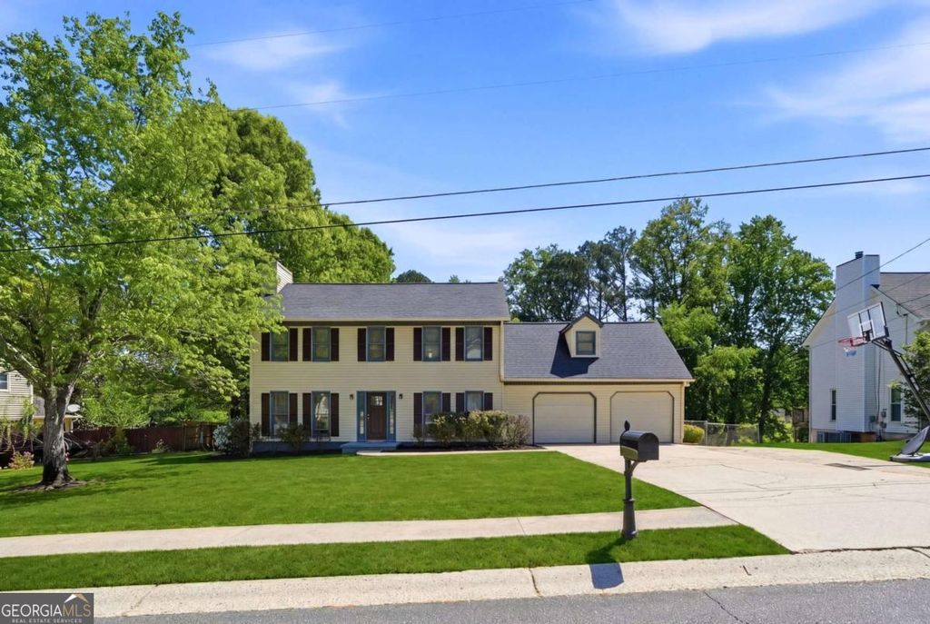 Photo of 2620 Wicklow Way, Powder Springs, GA 30127 (MLS # 10733592)