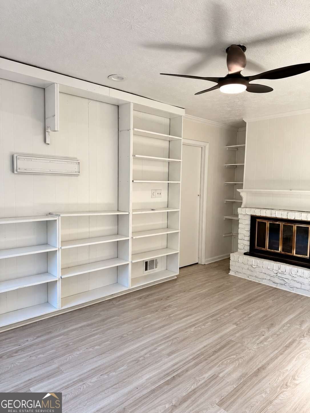2282 Tiffany CT