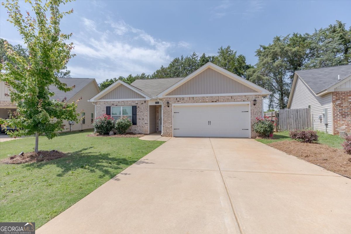 136 Sourwood LN