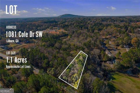 Photo of 1081 Cole Dr SW, Lilburn, GA 30047 (MLS # 10657335)