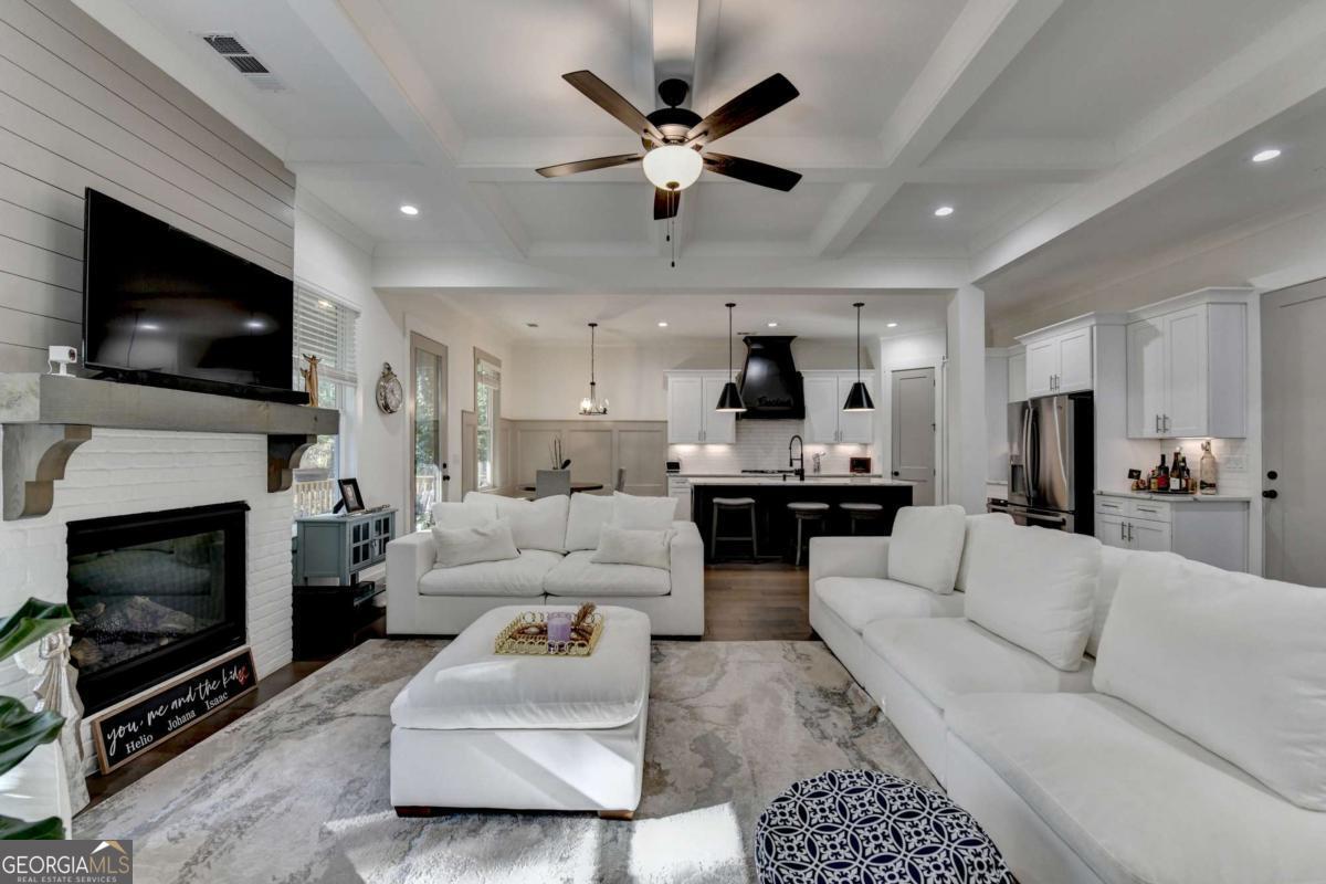 Hutchins Carson - Residential