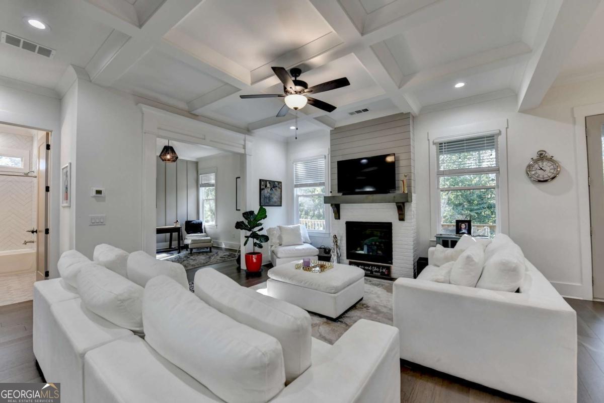 Hutchins Carson - Residential