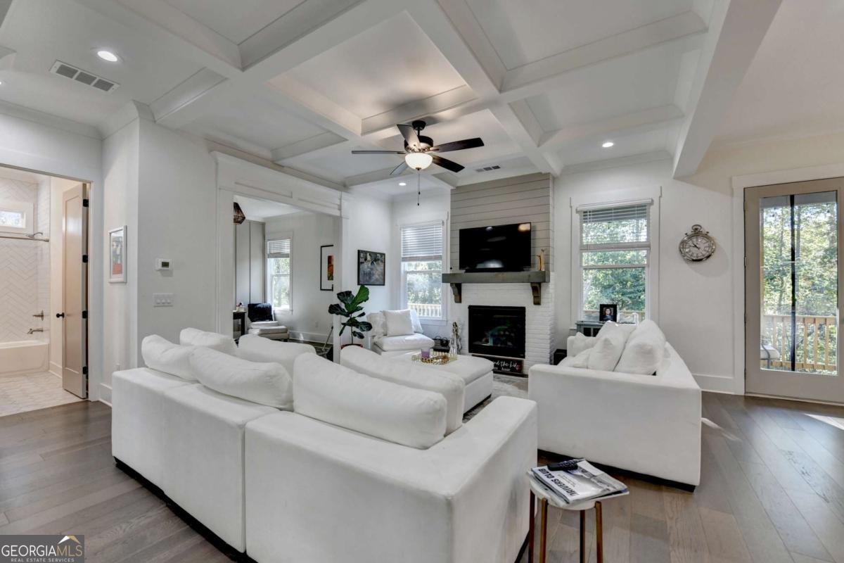 Hutchins Carson - Residential