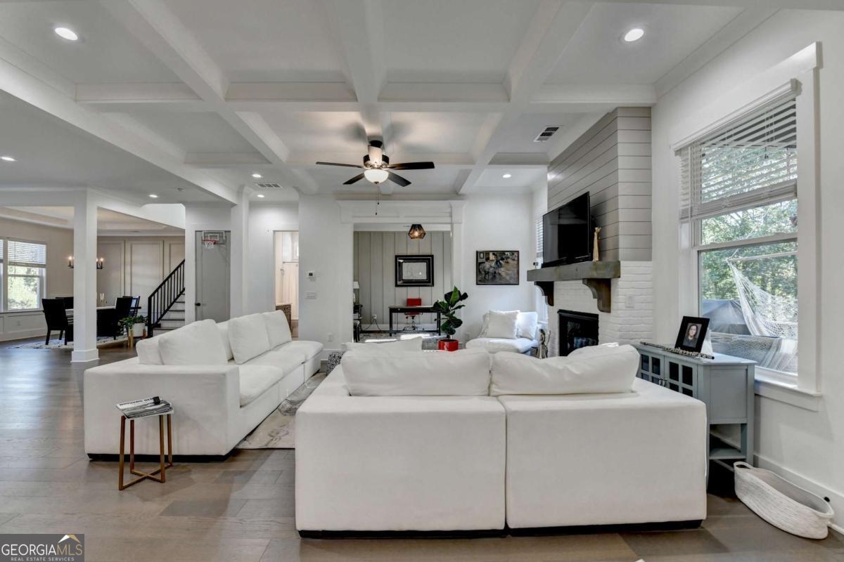 Hutchins Carson - Residential