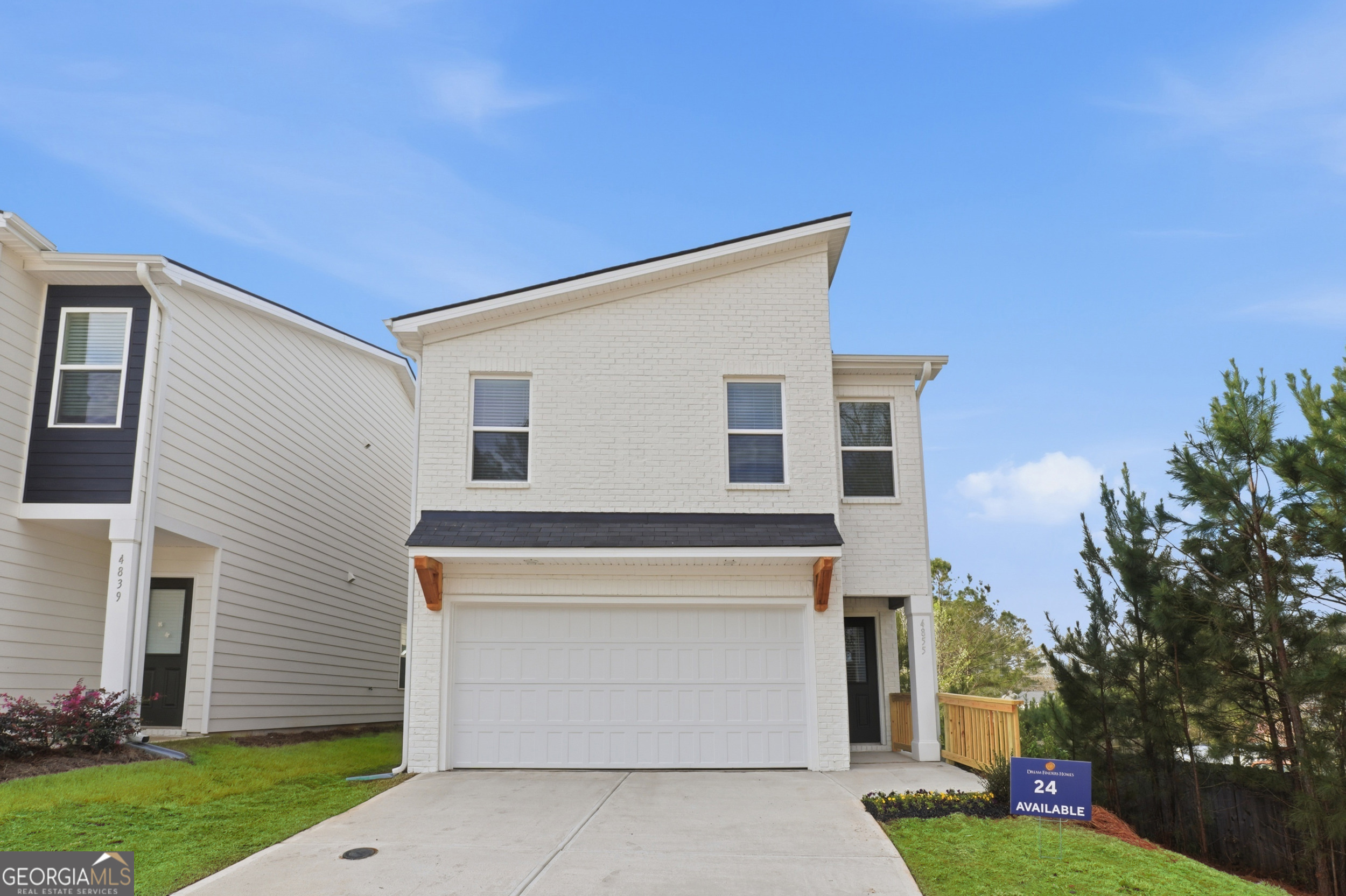 4855 Station LN 24