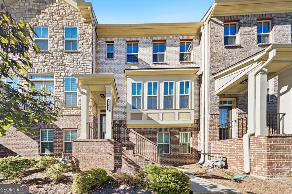 Photo of 371 Northaven Avenue, Suwanee, GA 30024 (MLS # 10875946)